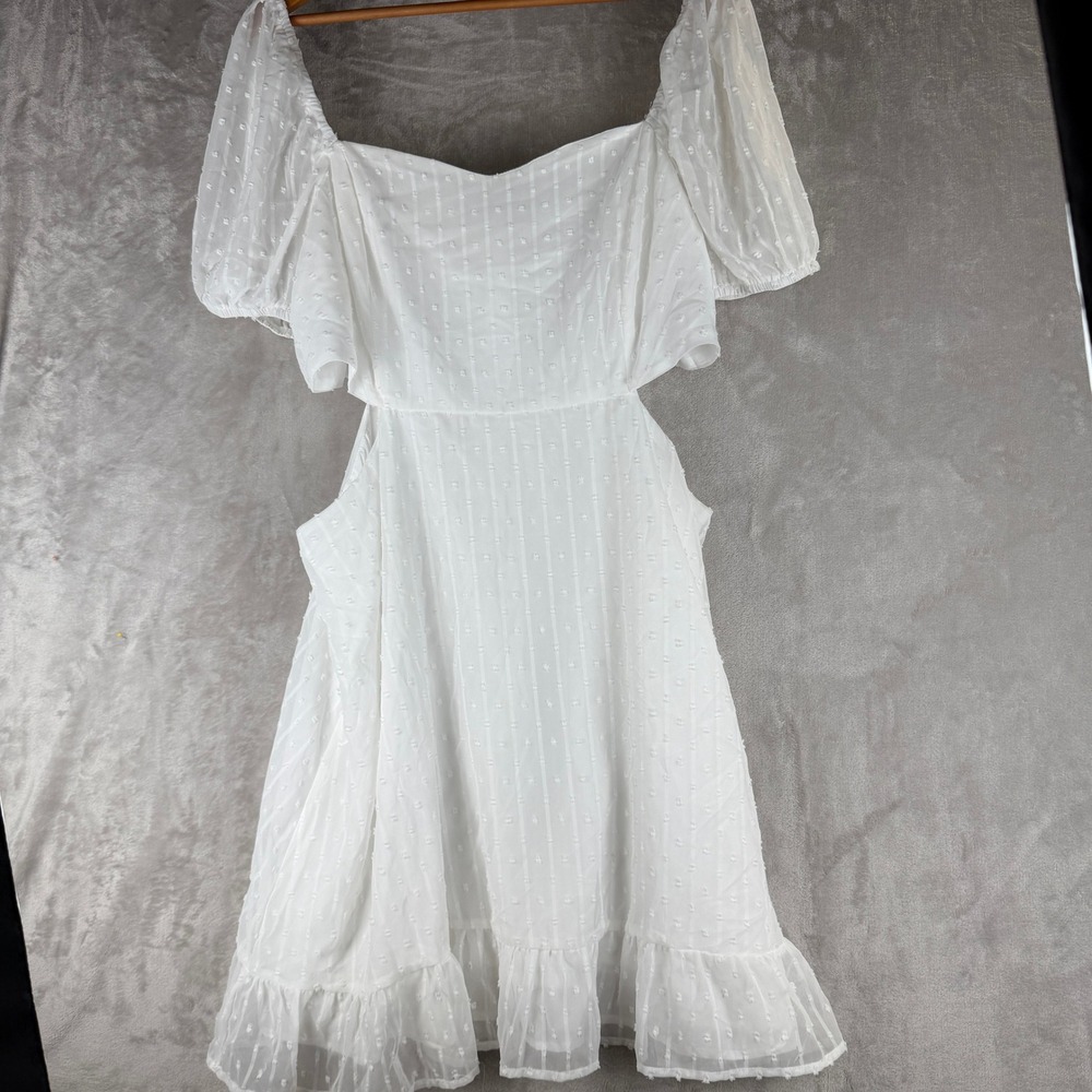 White Swiss Dot Cut Out‎ Mini Dress Short Puff Sleeve Ruffle Hem Summer Boho